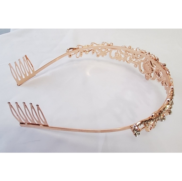 Women's Crystal Crown Tiara - Picture 16 of 16